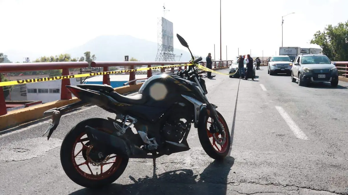 biker puente tenayuca LUIS BARRERA